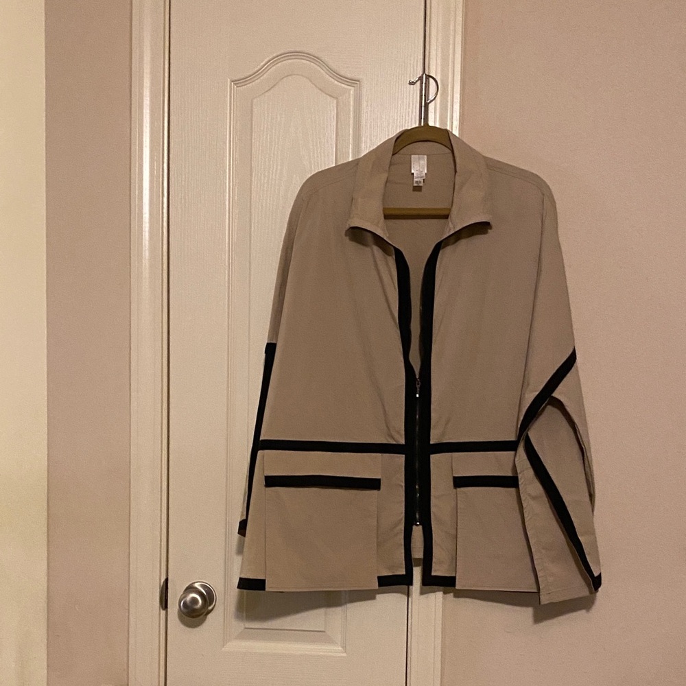 MarlaWynne Beige and Black Jacket